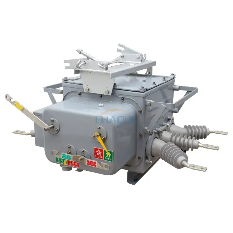 Bộ ngắt mạch gắn cực ngoài trời 12KV